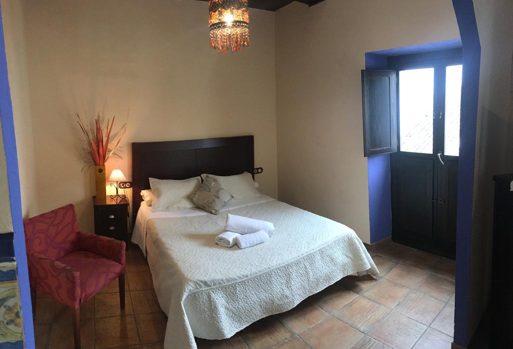 Apartamentos Victoria Bujalance Buitenkant foto