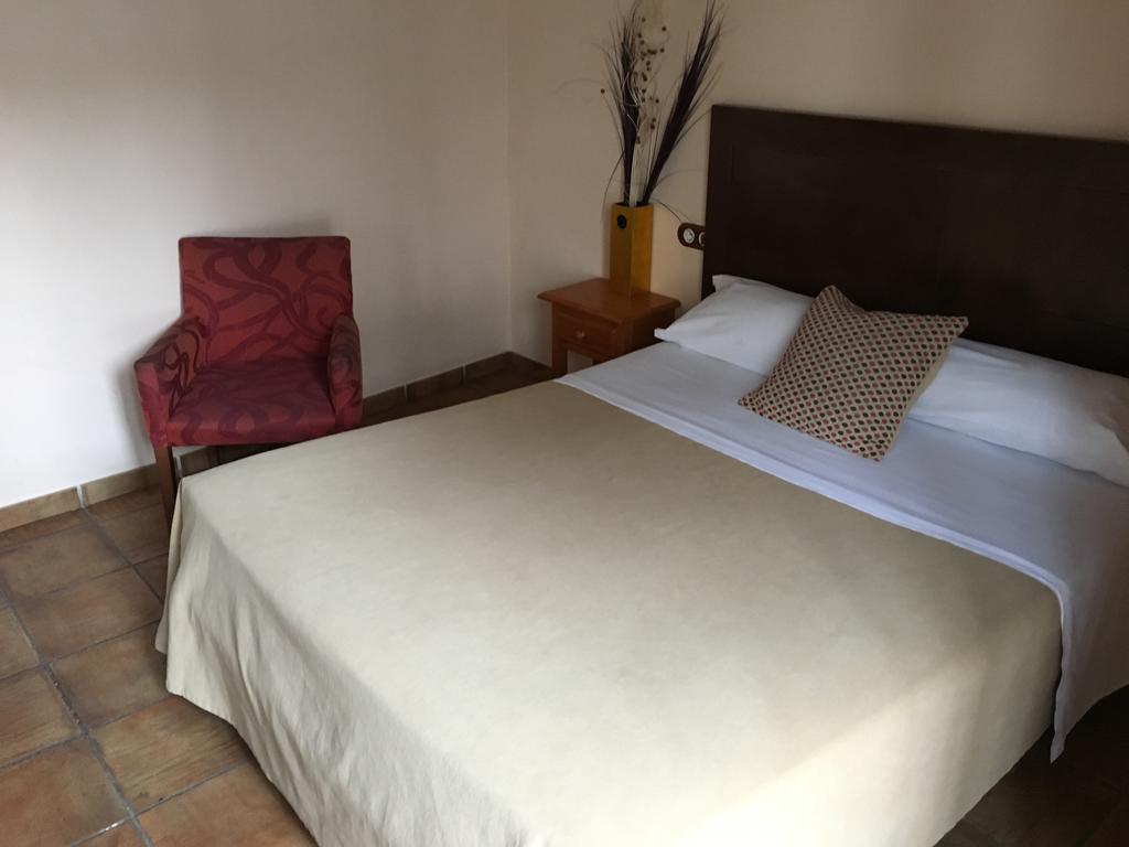 Apartamentos Victoria Bujalance Buitenkant foto
