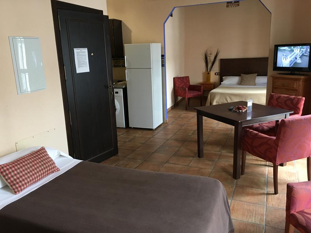 Apartamentos Victoria Bujalance Buitenkant foto