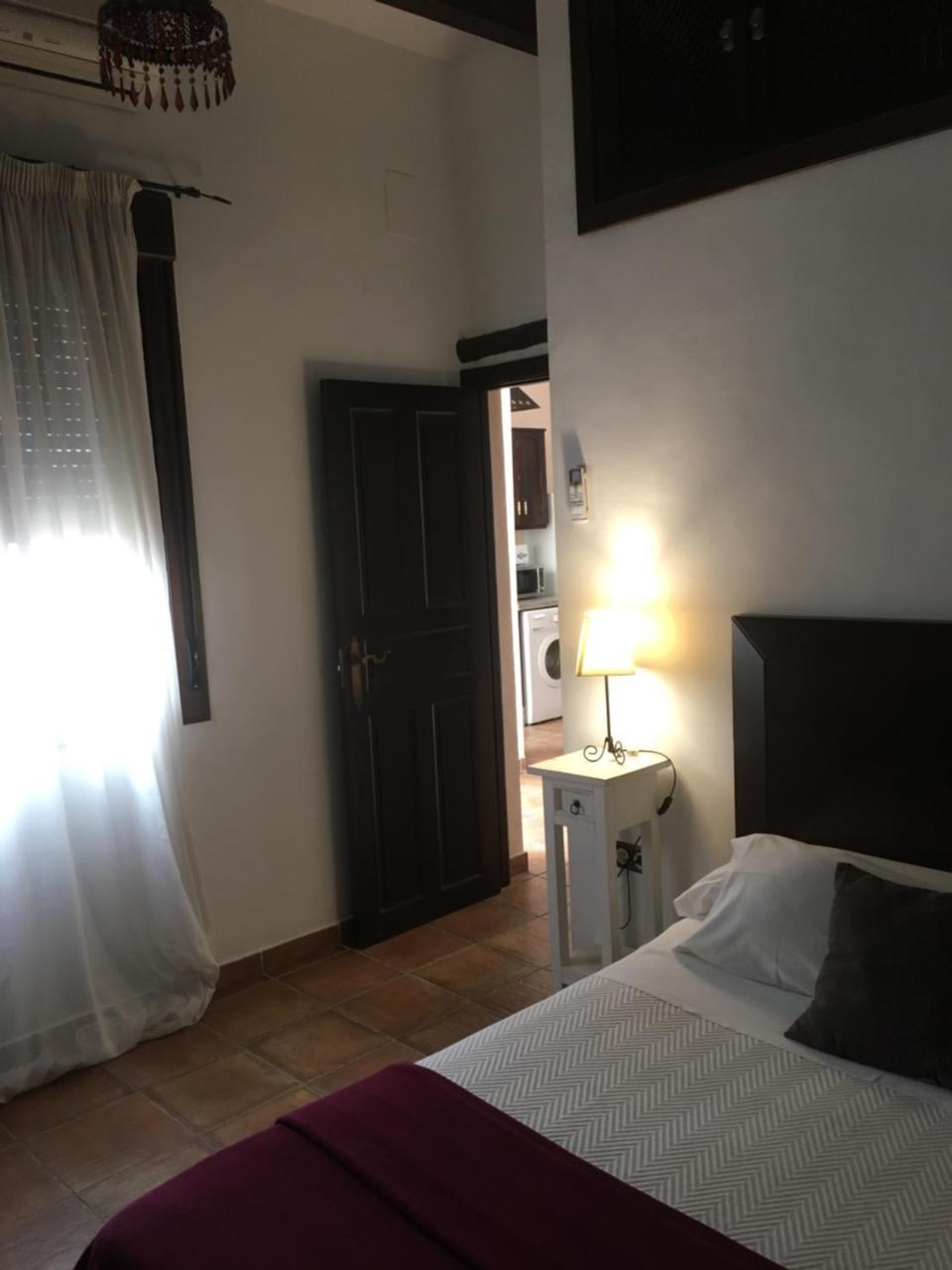 Apartamentos Victoria Bujalance Buitenkant foto