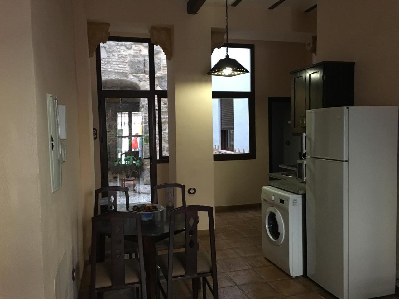 Apartamentos Victoria Bujalance Buitenkant foto